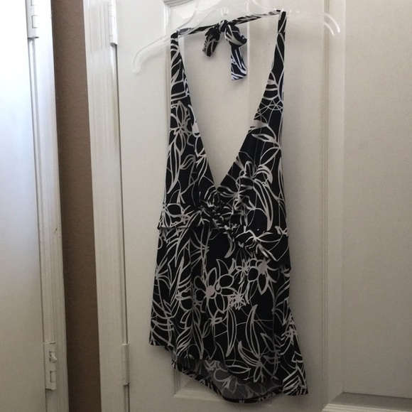 FINAL MARKDOWN Apt 9 halter top (XL) - Picture 1 of 8